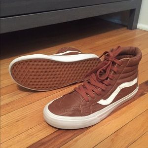 Leather SK8-Hi Vans